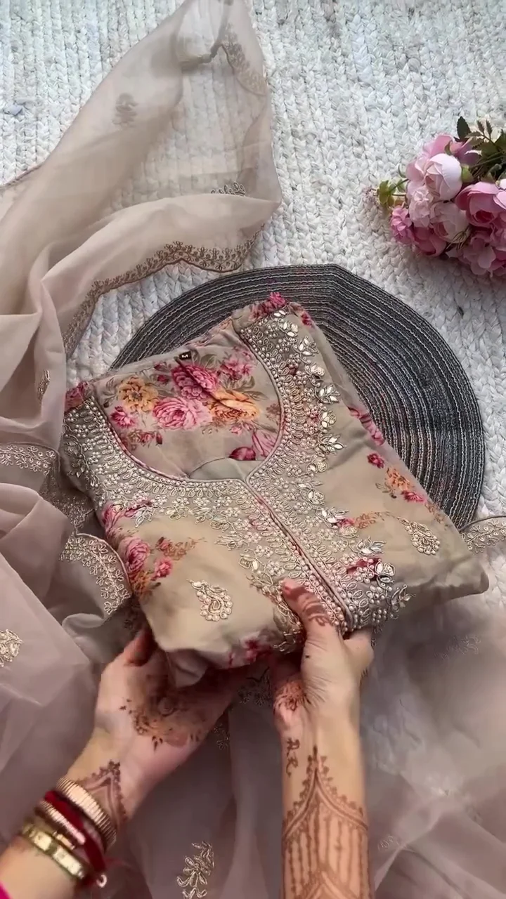 brown colour Premium Kundan Organza Embroidered Suit Set for women - Image 2