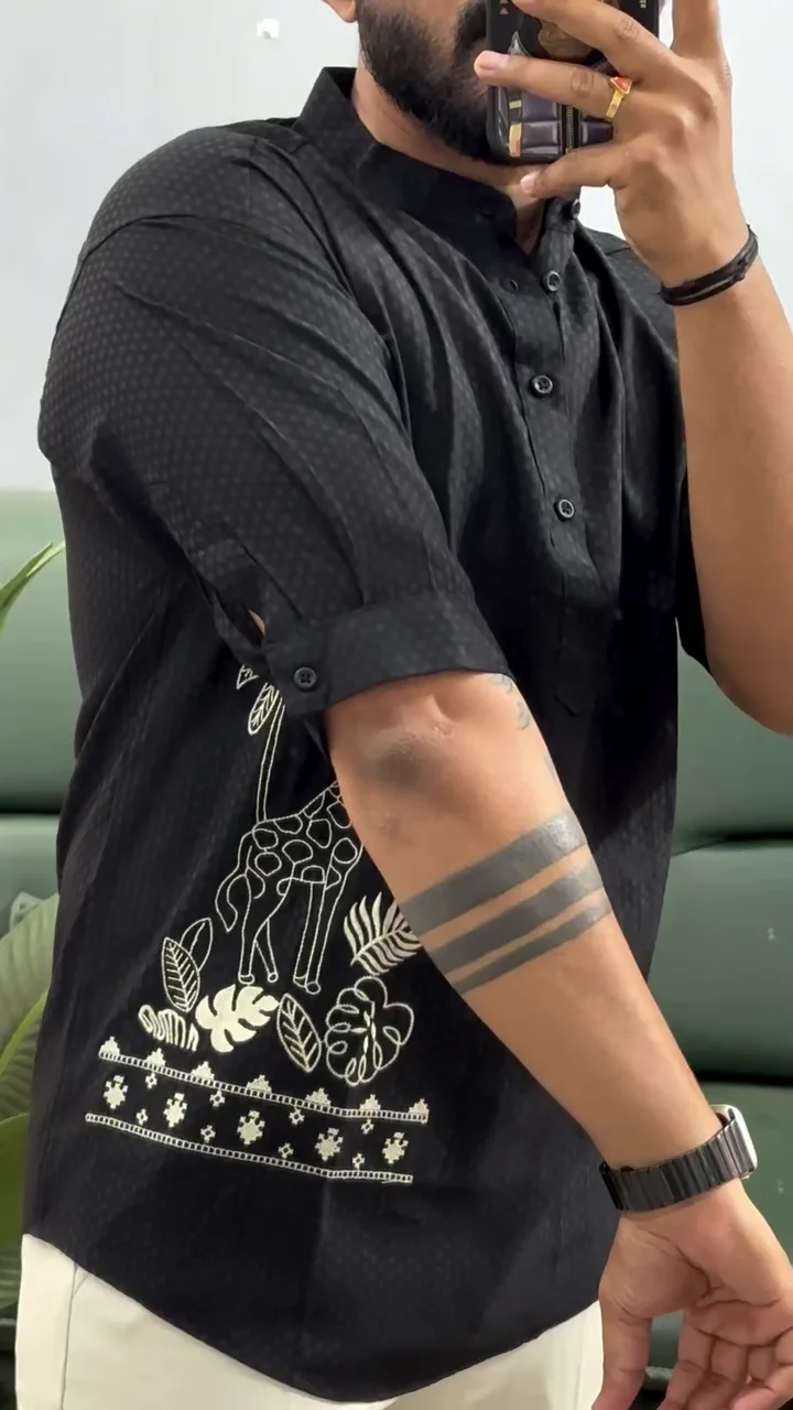 Men’s Printed Cotton Blend Short Kurta | Regular Fit Casual Kurta Shirt for Men with Mandarin Collar - Image 4