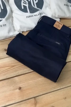 Men’s Navy Blue Slim-Fit Stretch Chino Pants ★