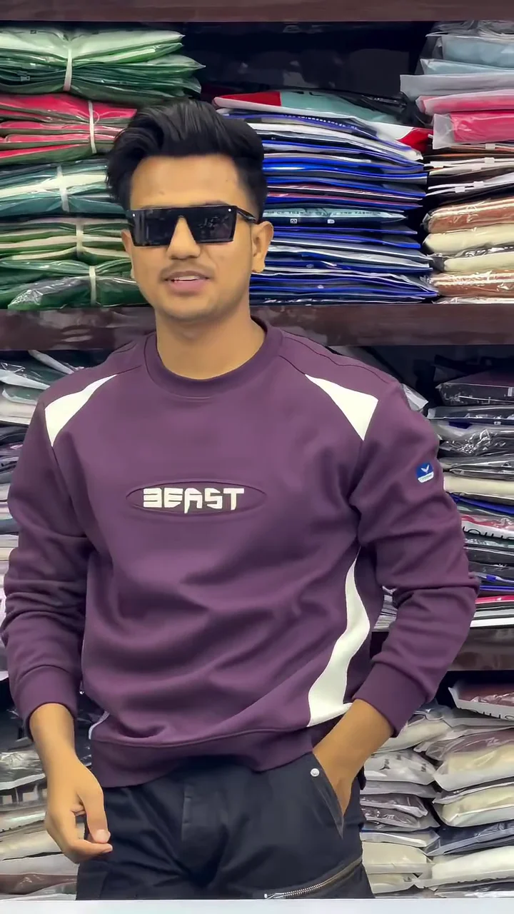 Men Striped Relaxed Fit Sweatshirt ★