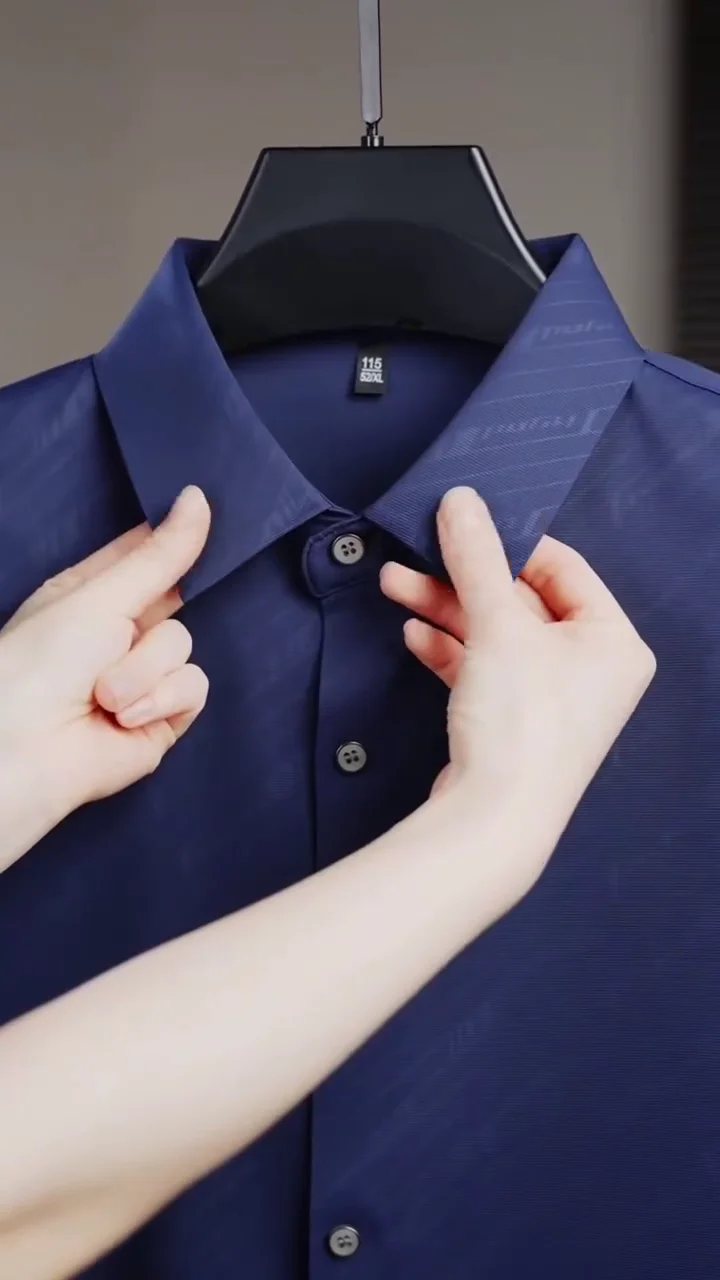 Men Navy Blue Slim Fit Casual Shirt - Image 3