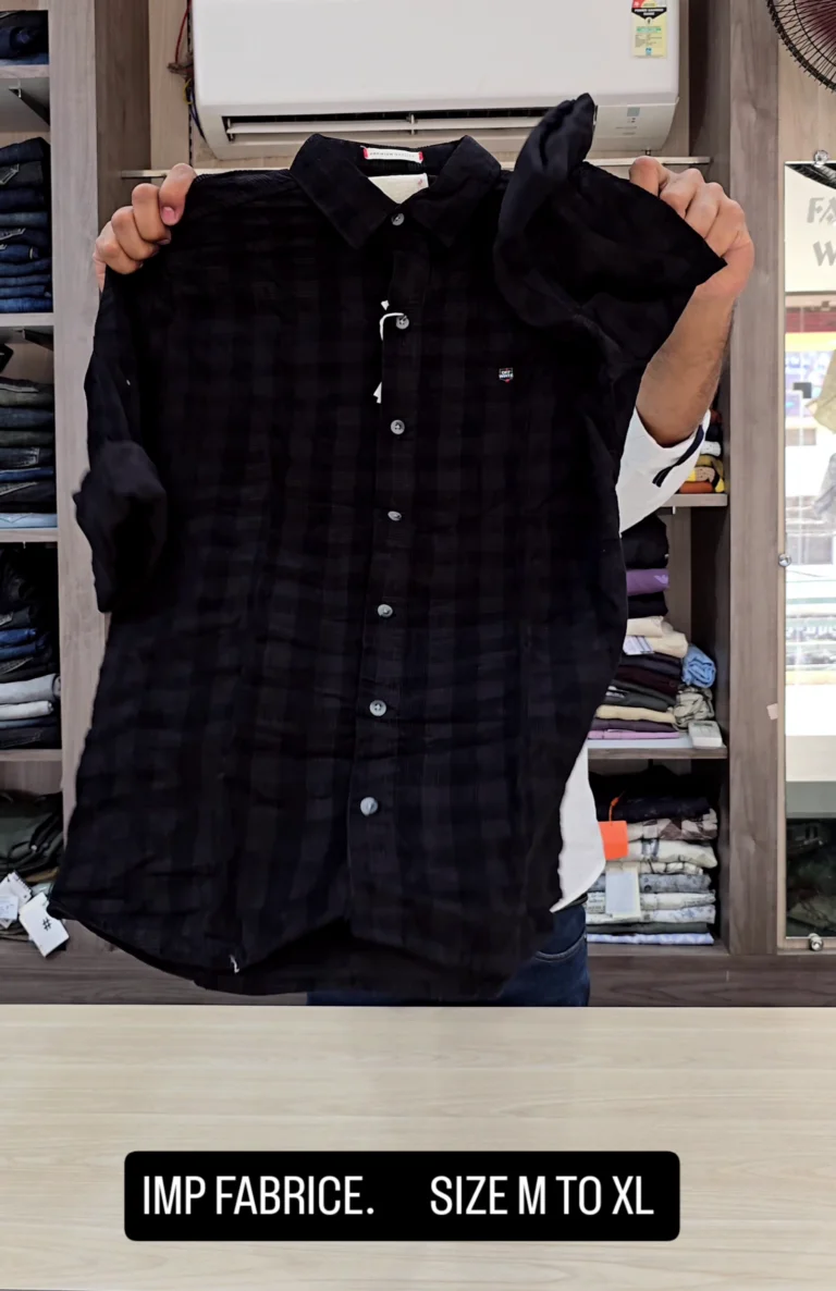 Men Spread Collar Tartan Checked Cotton Slim Fit Casual Shirt - Image 2