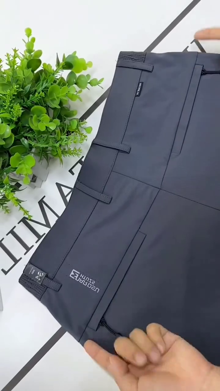 Men Relaxed Straight Leg Tapered Fit Easy Wash Formal Trousers - Image 4